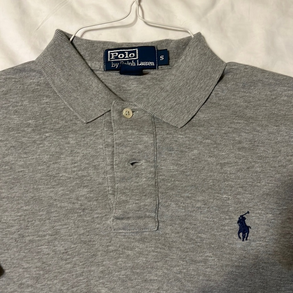 Polo by Ralph Lauren S/S smooth material! 100% Cotton. Heather Gray! Size S. $19
